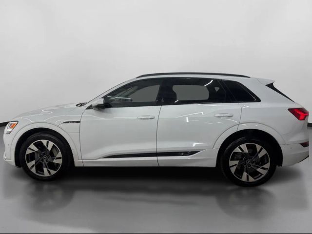 2022 Audi e-tron Premium