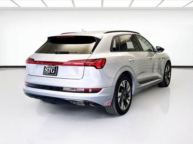 2022 Audi e-tron Premium