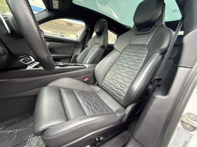 2022 Audi e-tron GT Prestige