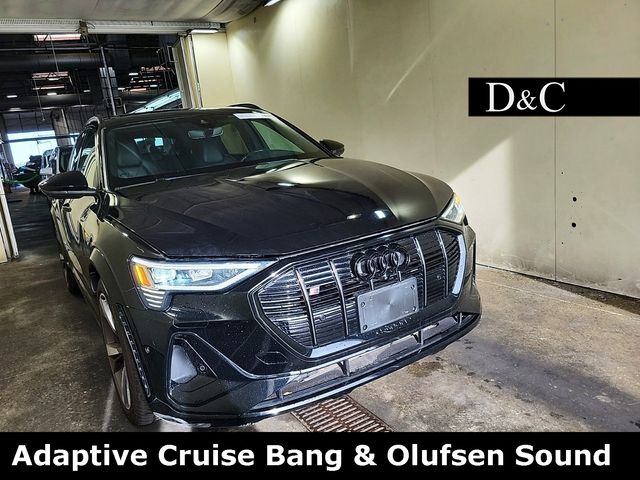 2022 Audi e-tron S Premium Plus