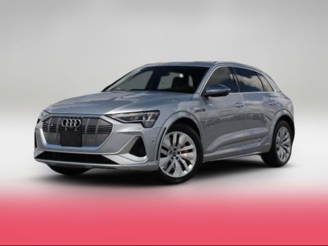 2022 Audi e-tron S Premium Plus