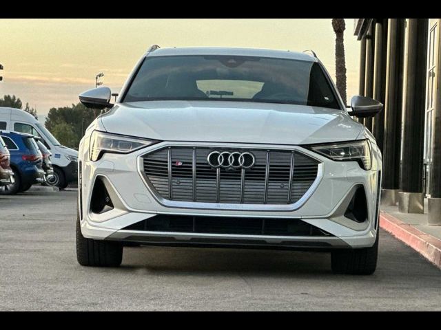 2022 Audi e-tron S Prestige