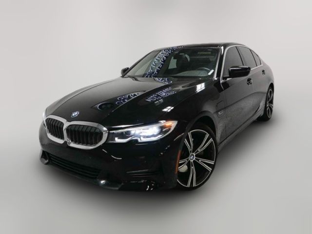 2022 BMW 3 Series 330e