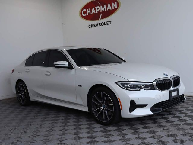 2022 BMW 3 Series 330e