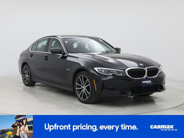 2022 BMW 3 Series 330e xDrive