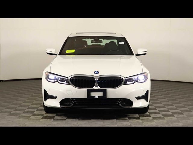 2022 BMW 3 Series 330e xDrive