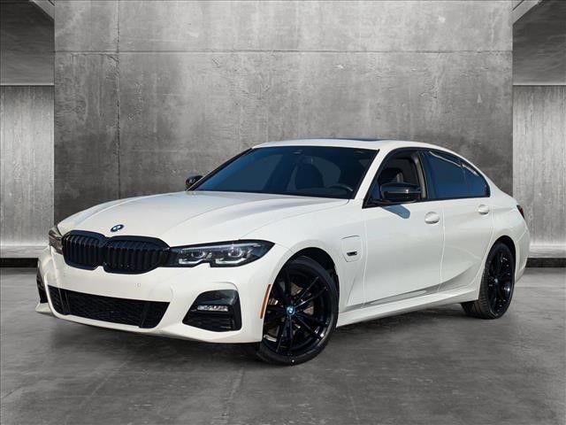 2022 BMW 3 Series 330e