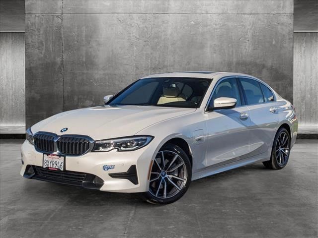 2022 BMW 3 Series 330e