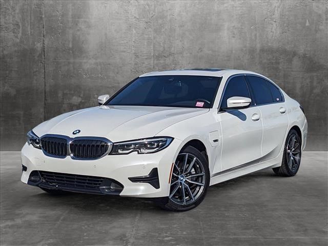 2022 BMW 3 Series 330e