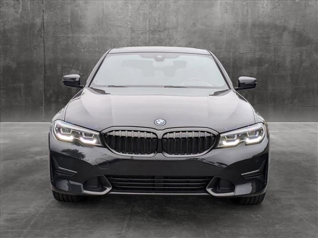 2022 BMW 3 Series 330e