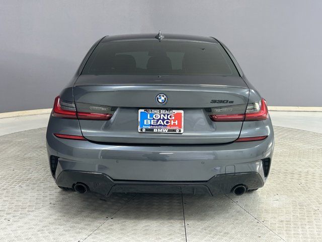 2022 BMW 3 Series 330e