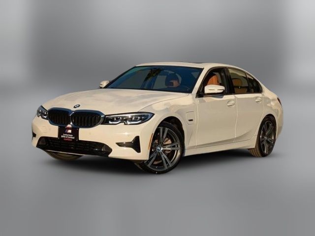 2022 BMW 3 Series 330e