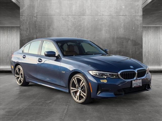 2022 BMW 3 Series 330e