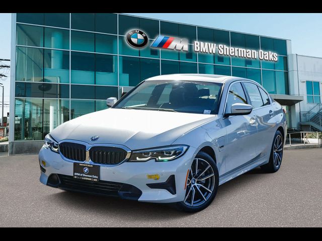 2022 BMW 3 Series 330e