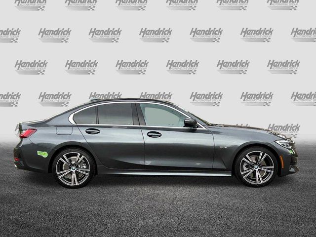 2022 BMW 3 Series 330e