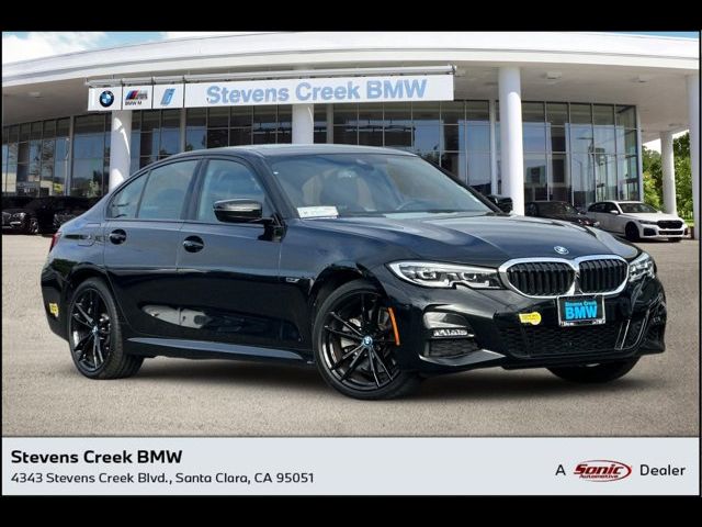 2022 BMW 3 Series 330e