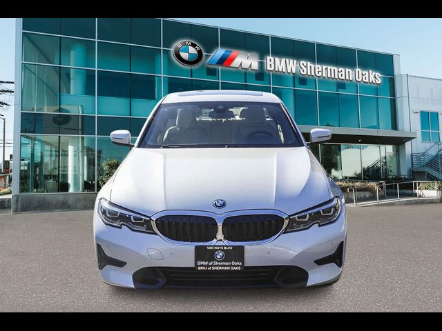 2022 BMW 3 Series 330e