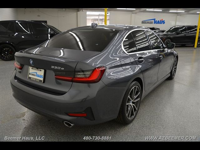 2022 BMW 3 Series 330e