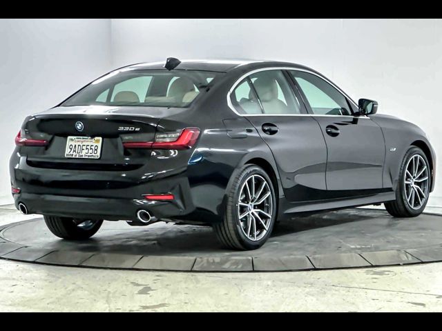 2022 BMW 3 Series 330e