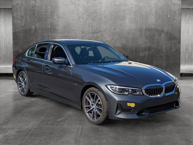 2022 BMW 3 Series 330e