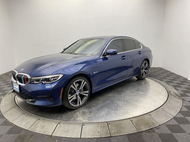 2022 BMW 3 Series 330e