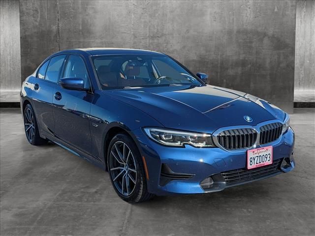 2022 BMW 3 Series 330e