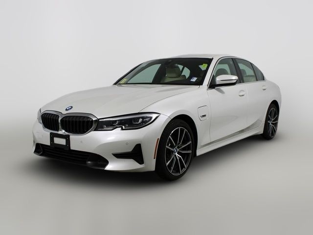 2022 BMW 3 Series 330e