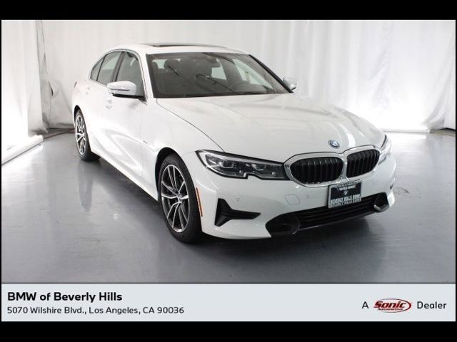 2022 BMW 3 Series 330e