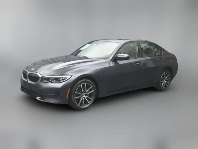 2022 BMW 3 Series 330e