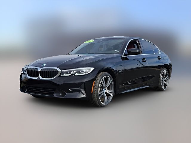 2022 BMW 3 Series 330e