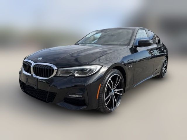 2022 BMW 3 Series 330e