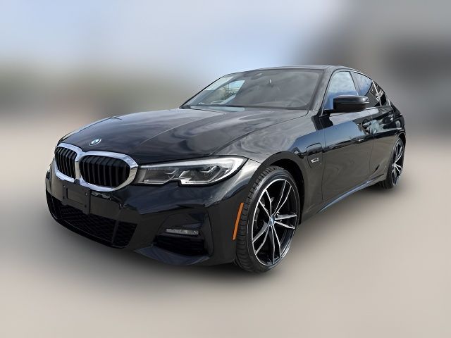 2022 BMW 3 Series 330e