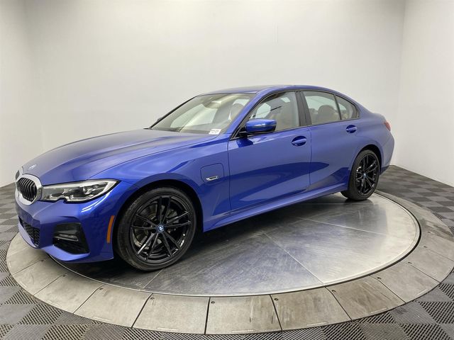 2022 BMW 3 Series 330e