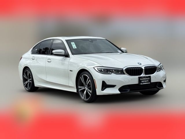 2022 BMW 3 Series 330e