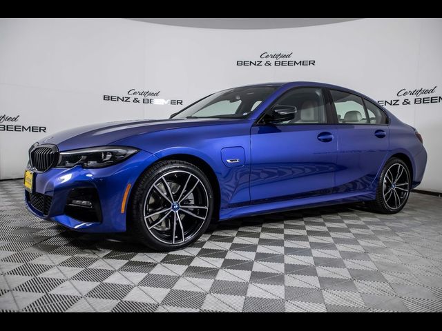 2022 BMW 3 Series 330e