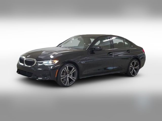2022 BMW 3 Series 330e