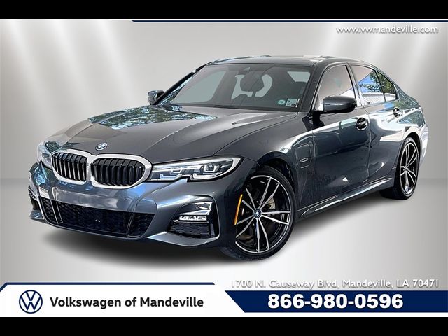 2022 BMW 3 Series 330e