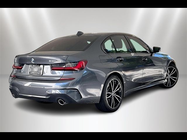 2022 BMW 3 Series 330e