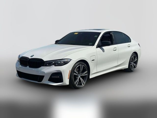 2022 BMW 3 Series 330e