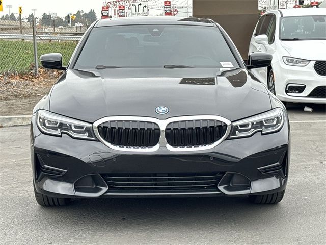 2022 BMW 3 Series 330e