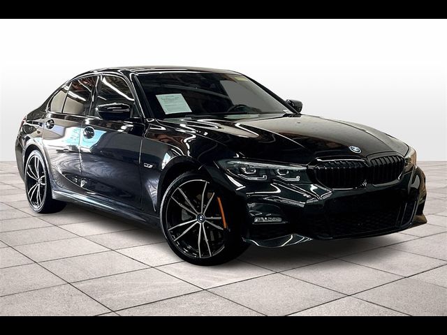 2022 BMW 3 Series 330e