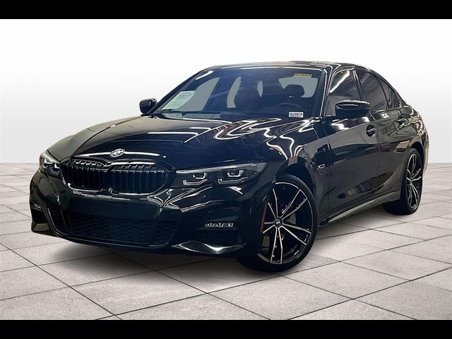 2022 BMW 3 Series 330e