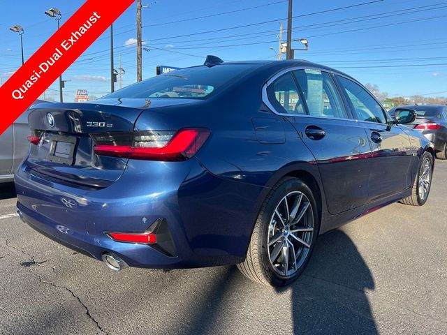 2022 BMW 3 Series 330e