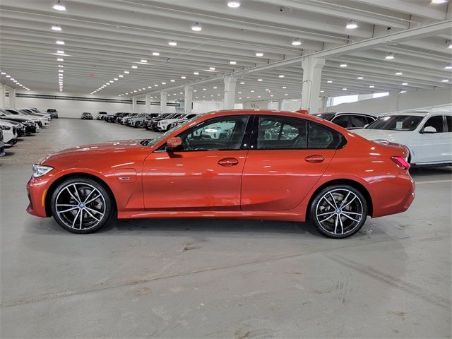 2022 BMW 3 Series 330e