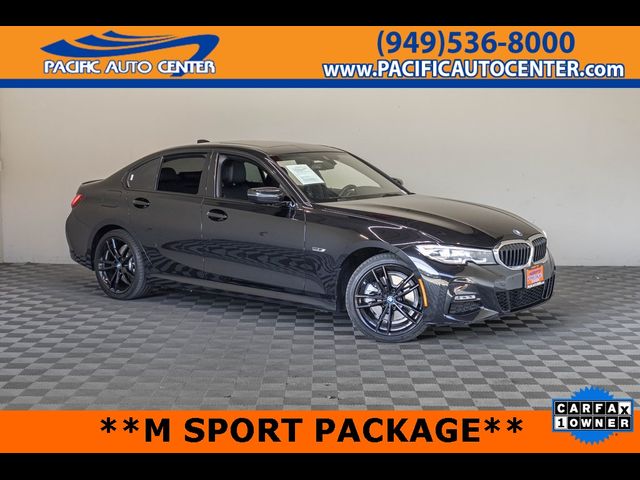 2022 BMW 3 Series 330e