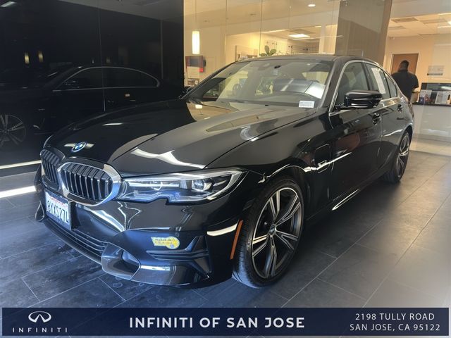 2022 BMW 3 Series 330e