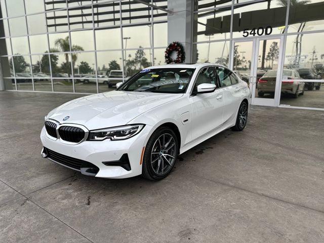 2022 BMW 3 Series 330e