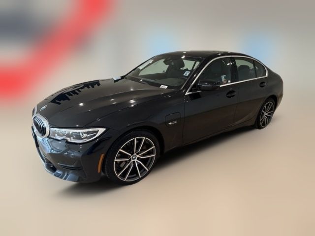 2022 BMW 3 Series 330e