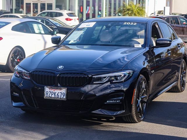 2022 BMW 3 Series 330e