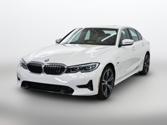 2022 BMW 3 Series 330e